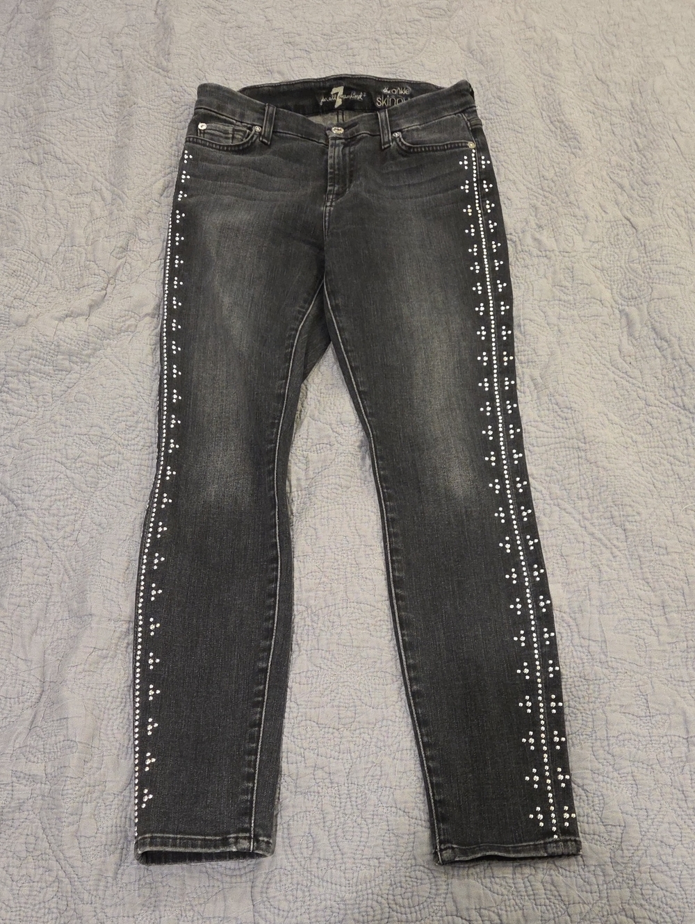 7 For All Mankind Black Skinny Jeans with Side Stud Detail Size 26!